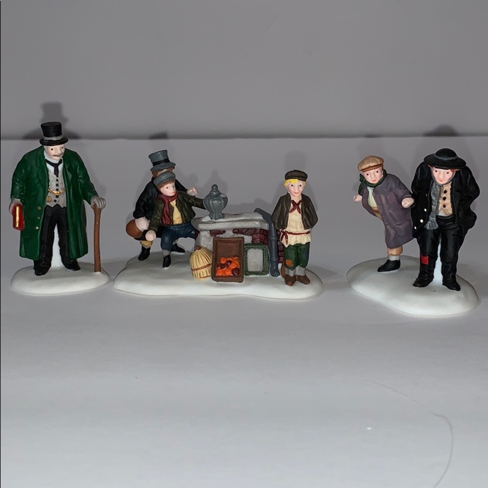 Department 56 Oliver Twist - Set of 3